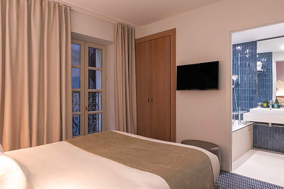 Le Grand Balcon Hotel