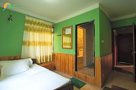 Single Room with Bathroom