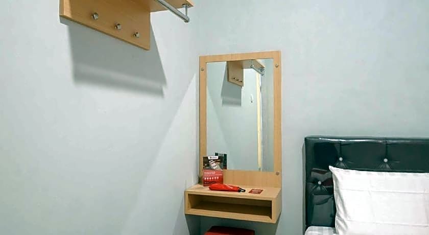 RedDoorz @ Helvetia Medan 2