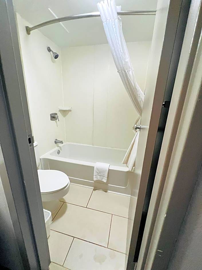 Days Inn by Wyndham Winchester