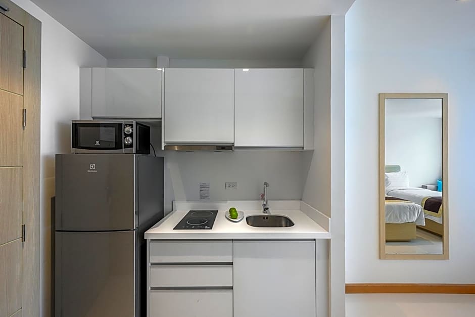 The Beachfront Hotel Phuket