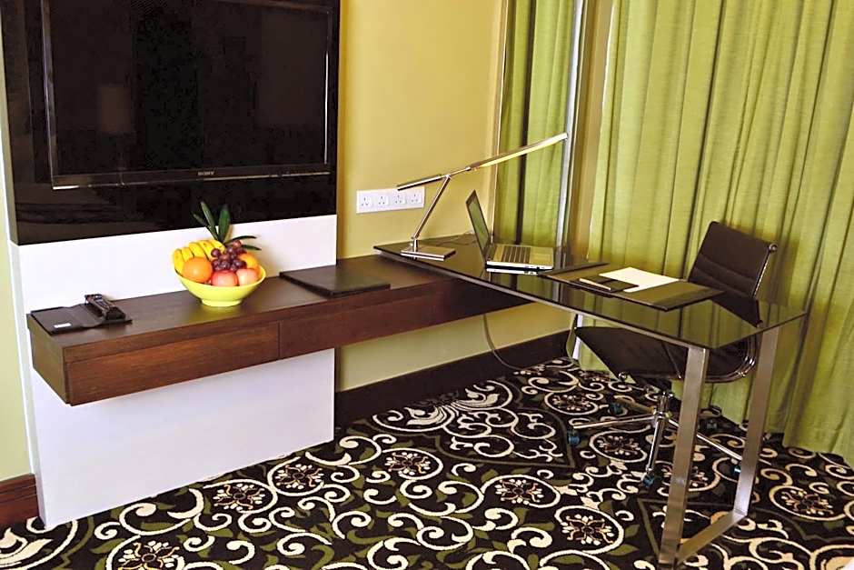 Mudzaffar Hotel