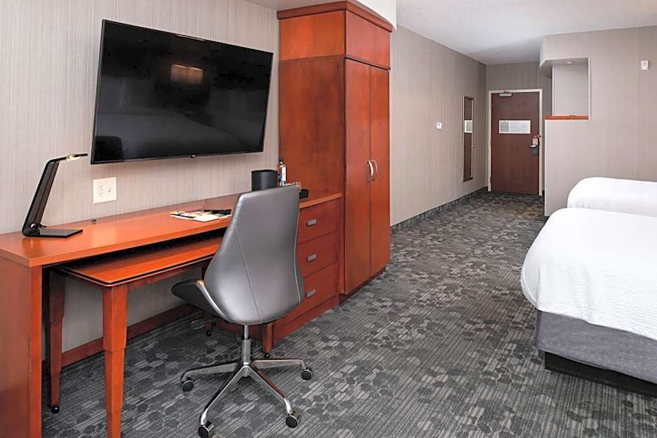 Courtyard by Marriott High Point