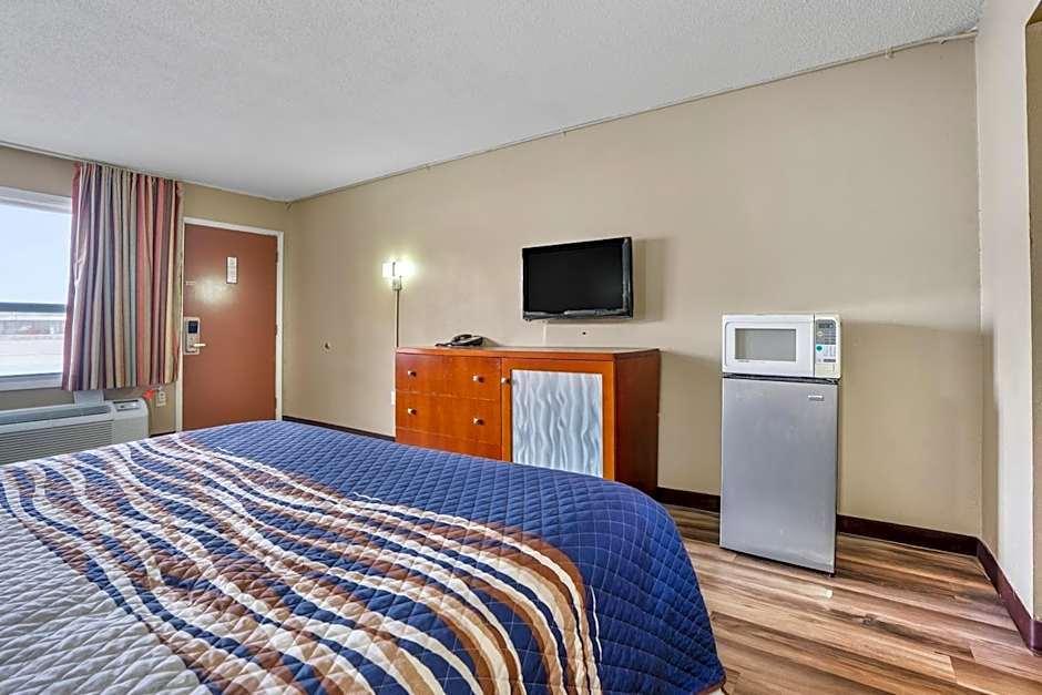 Devils Lake Inn By OYO Near Devils Lake Regional Airport