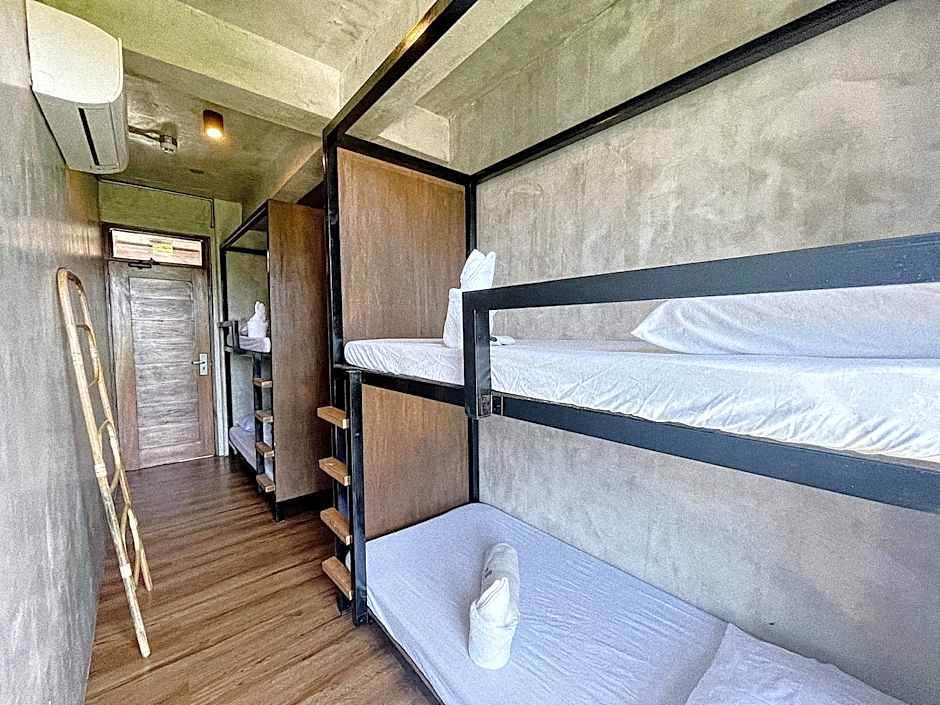 Shorebreak Hostel San Juan La Union