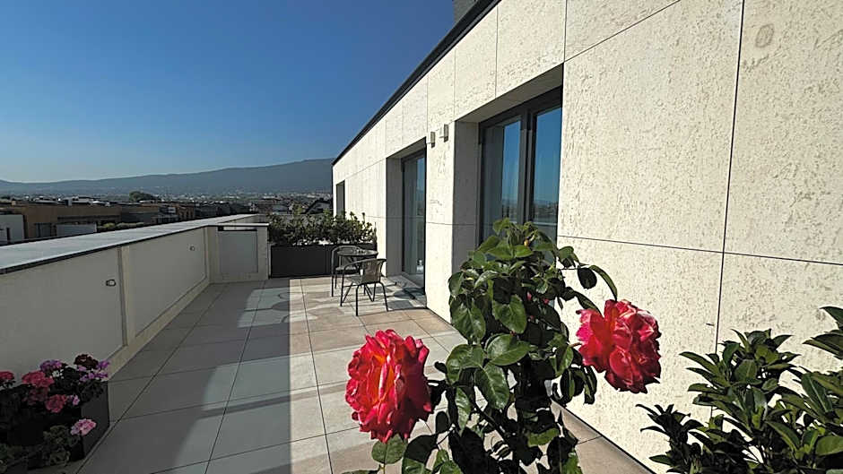 Blue Star Luxury Hotel