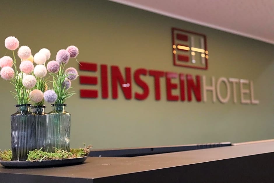 EINSTEIN Hotel am Römerpark