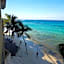 Ocean Front El Faro Reef 304