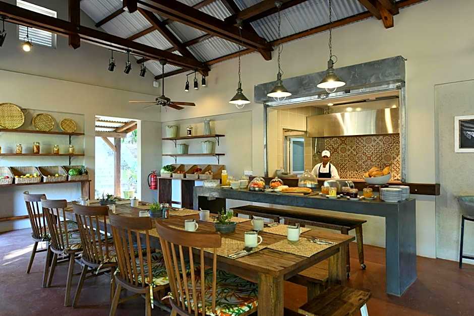 Kaz'alala Hosted B&B