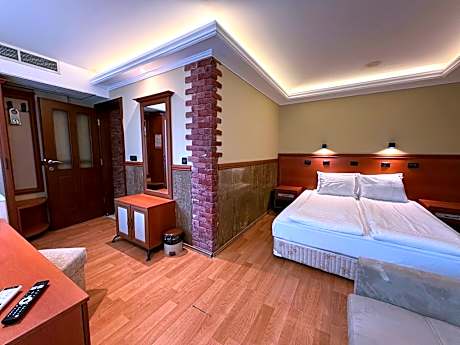Standard  Room