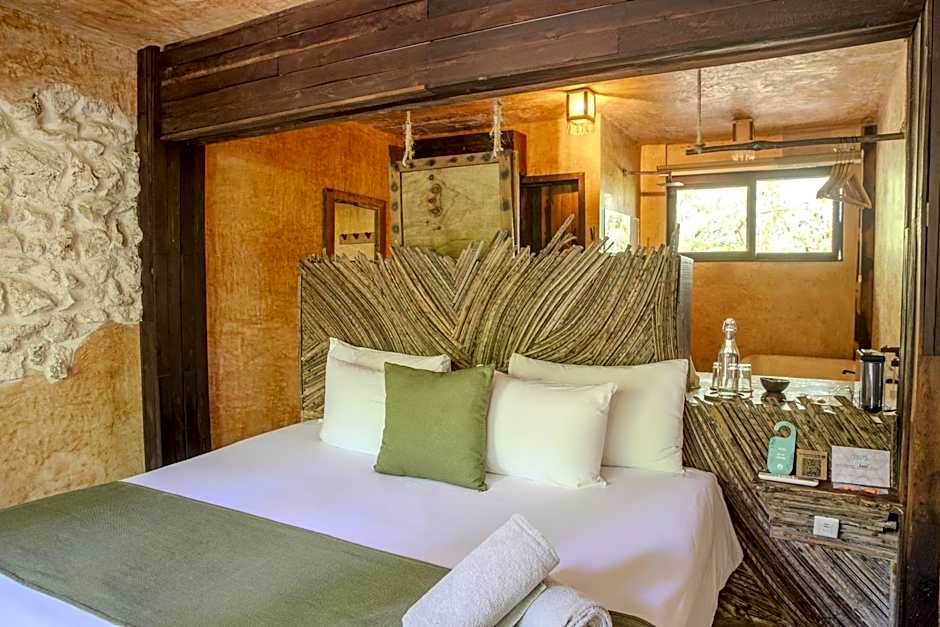 Nomads Hotel & Beachclub