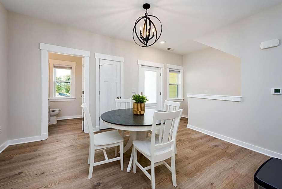 Cambridge Reserve at Bermuda Bay by KEES Vacations