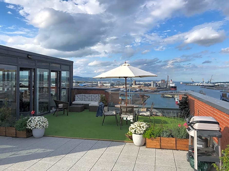 James Clow Bed & Breakfast