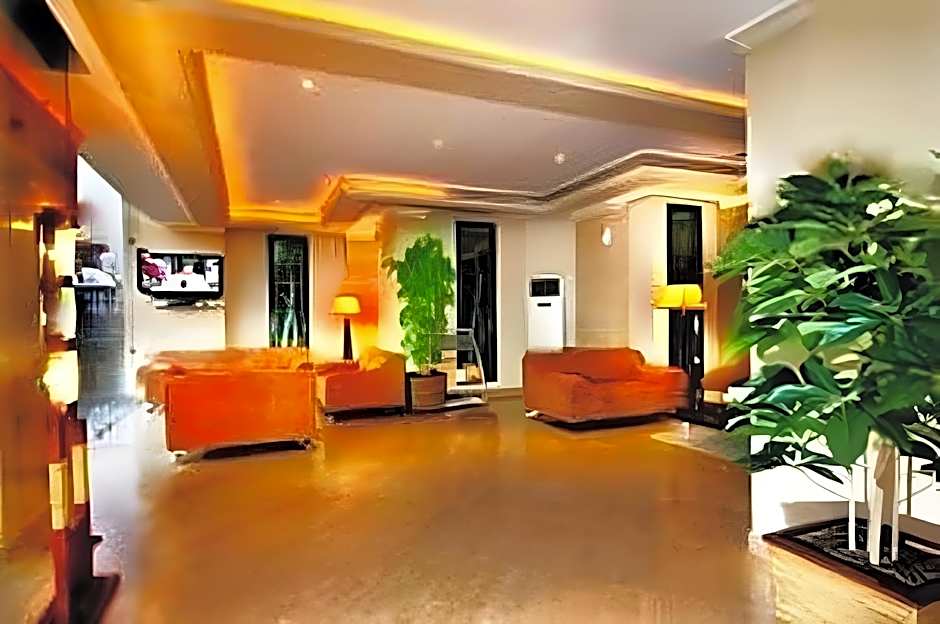 Times Square Suite Hotel