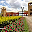Lira Hotel