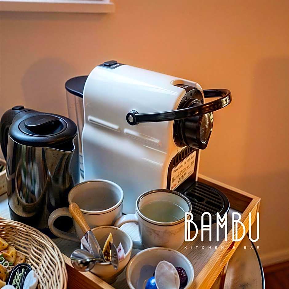 Bambu Kitchen & Bar - Hotel Restaurant