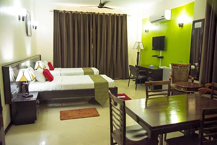 Hotel Sapphire
