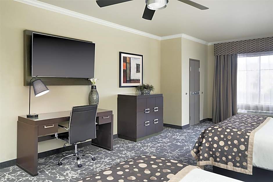 Best Western Premier Crown Chase Inn & Suites