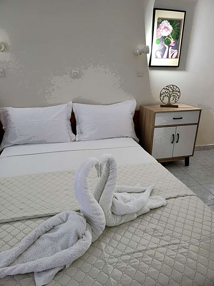 Pyrgos Hotel Apartments