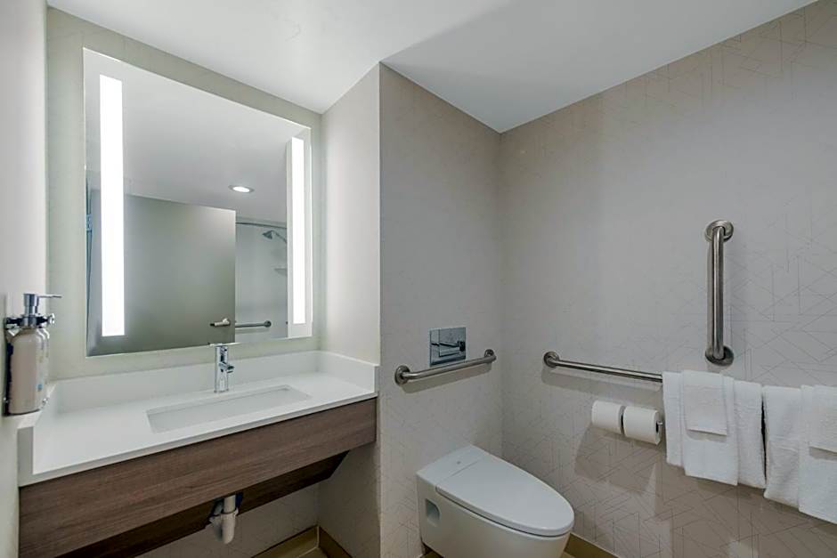 Holiday Inn Express Hotels- Hampton By IHG