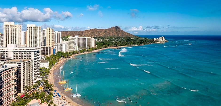 Holiday Inn Express Waikiki, an IHG Hotel
