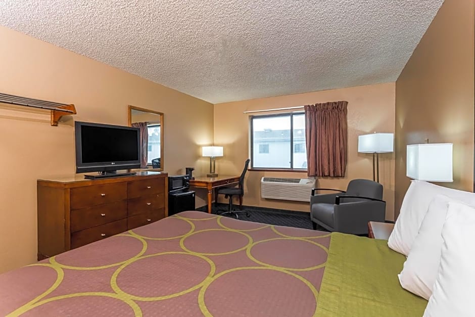 Super 8 by Wyndham Arcata