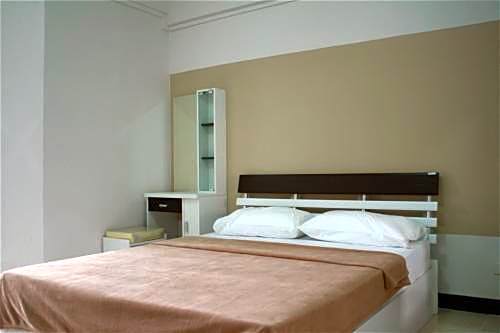 Baanbudsarin Apartment