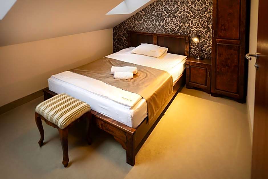Residence 9
