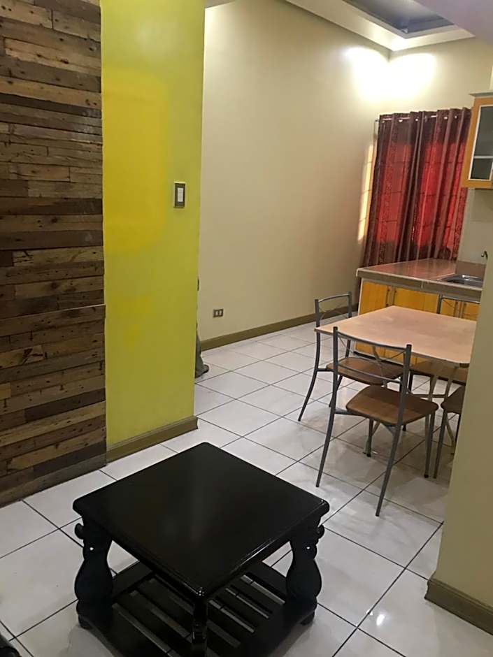 ASHBURN'S TRANSIENT BAGUIO - BASIC SLEEP and GO, LIMITED PAY PARKING, SELF SERVICE