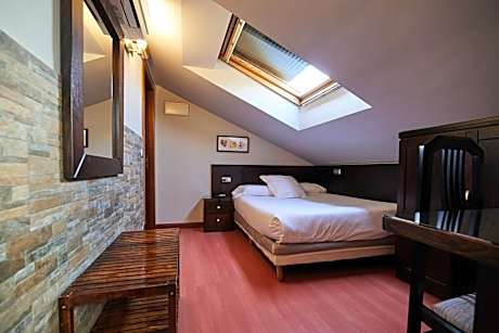 Budget Single Room (Slanted Roof)