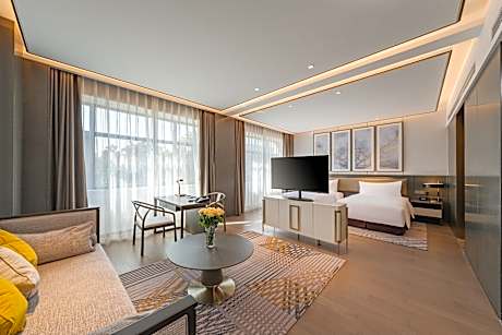 2 Twin Suite West Wing