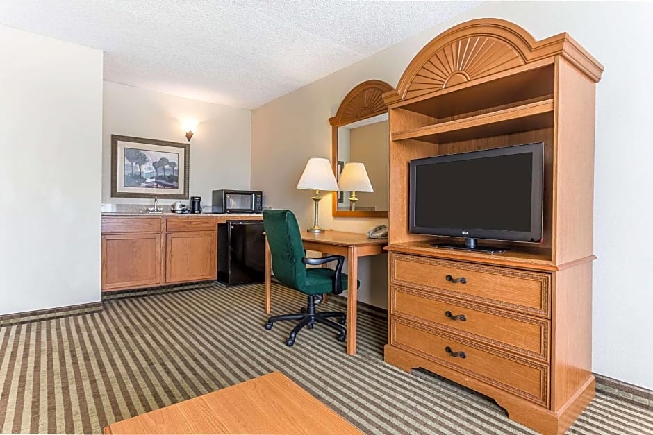 Quality Inn & Suites Georgetown