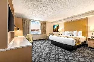Deluxe One-Bedroom Suite/West Tower with Two Queen Beds - Non-Smoking