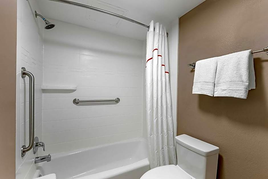 Red Roof Inn Tampa Bay - St. Petersburg