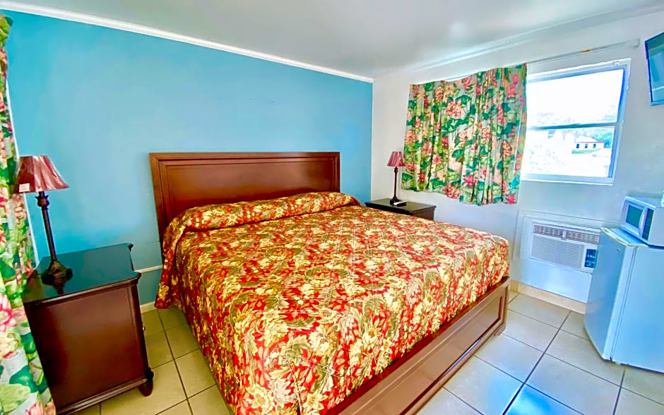 Glades Motel - Naples