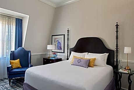 Newport King Accessible