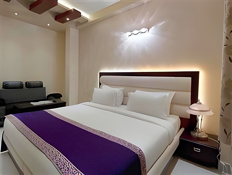 Hotel Central Residency