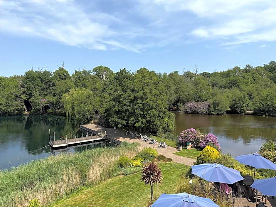 Inn On The Lake