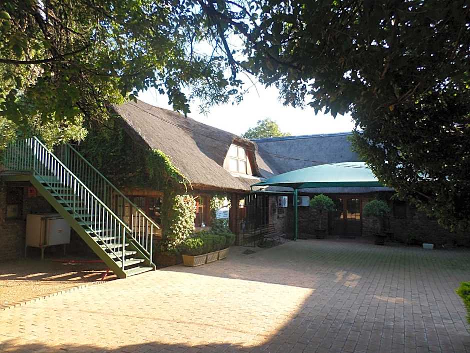 Foundry Guest Lodge