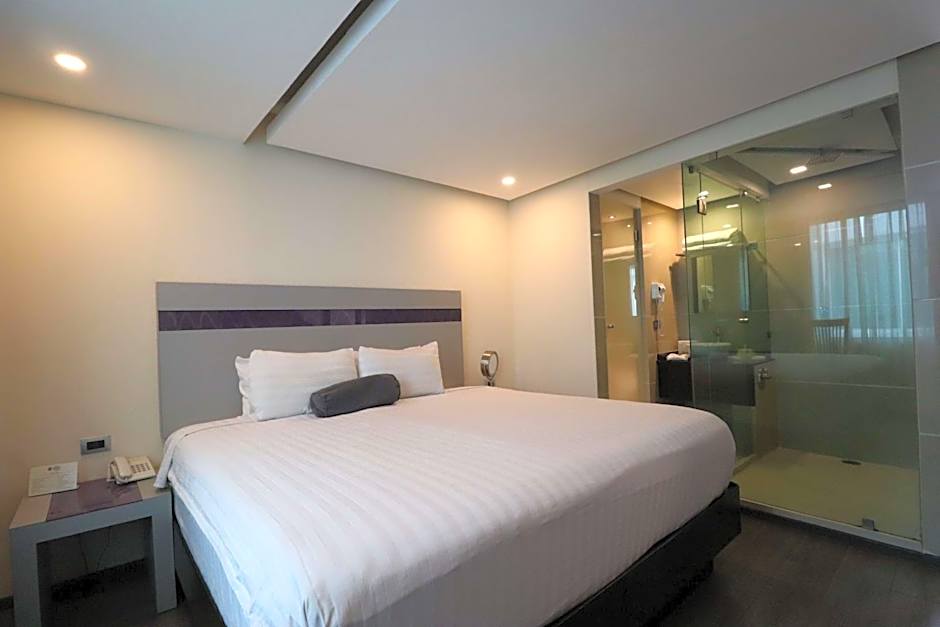 Best Western Plus Metepec & Suites