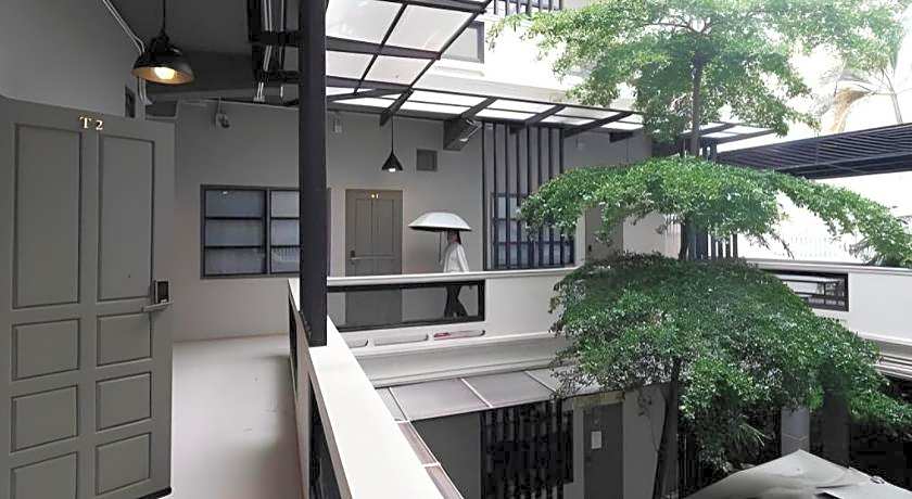 Sailomyen Cafe & Hostel
