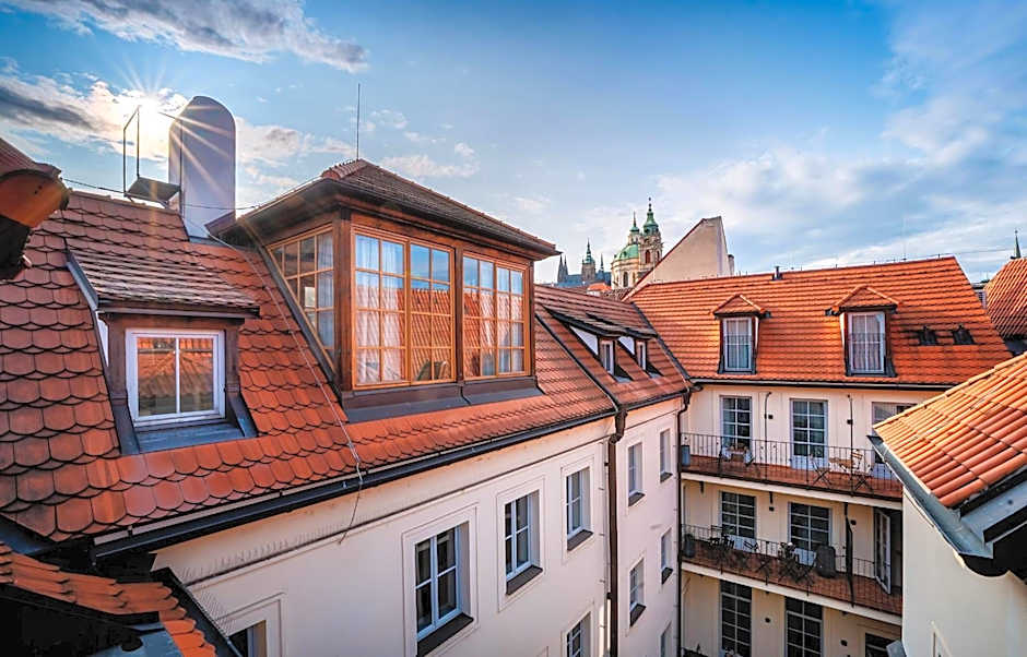 Old Royal Post Boutique Hotel & Premium Suites