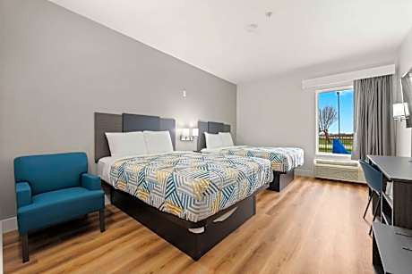 Queen Room with Two Queen Beds - Disability Access - Non-Smoking