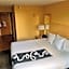 La Quinta Inn & Suites by Wyndham West Palm Beach Airport