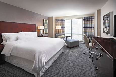 Traditional King Room - Mobility and Hearing Accessible with Roll-in Shower