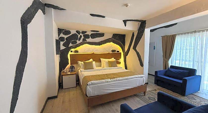 Rebetiko Hotel