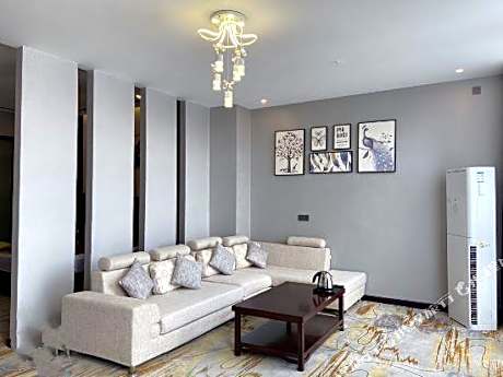 Longcheng Business Hotel