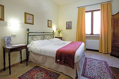 Double or Twin Room with Garden View