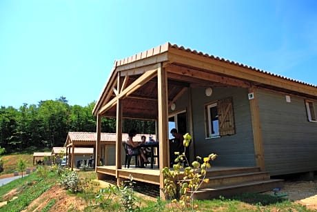 BUNGALOW CAPACITY 4