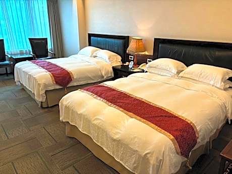 Quadruple Room with Bath